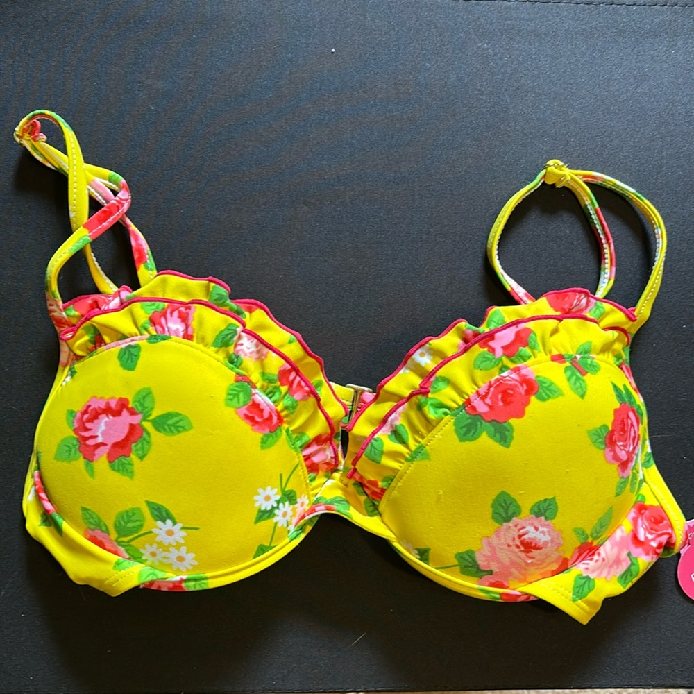Xhilaration Floral Push Up Bathing Suit Top